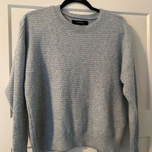 Size L aqua cropped sweater from stitch fix. Worn 1-2 times.